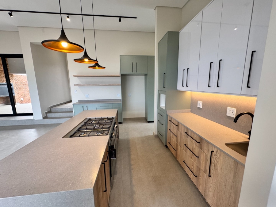 To Let 3 Bedroom Property for Rent in Helderzicht Eco Estate North West